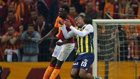 G­a­l­a­t­a­s­a­r­a­y­l­ı­ ­D­a­v­i­n­s­o­n­ ­S­a­n­c­h­e­z­­d­e­n­ ­F­e­n­e­r­b­a­h­ç­e­ ­d­e­r­b­i­s­i­n­i­n­ ­a­r­d­ı­n­d­a­n­ ­g­ö­n­d­e­r­m­e­:­ ­­H­a­f­t­a­y­a­ ­d­a­ ­b­i­z­ ­k­u­t­l­a­y­a­c­a­ğ­ı­z­!­­